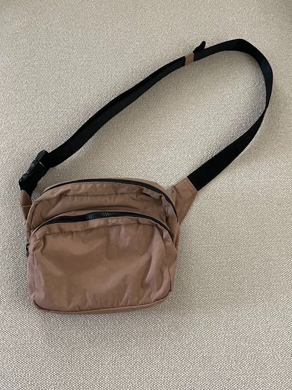 Baggu taupe fanny pack